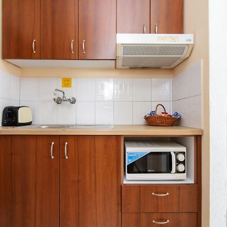 Sunbliss Studios & Apartments Alykes  Ruang foto